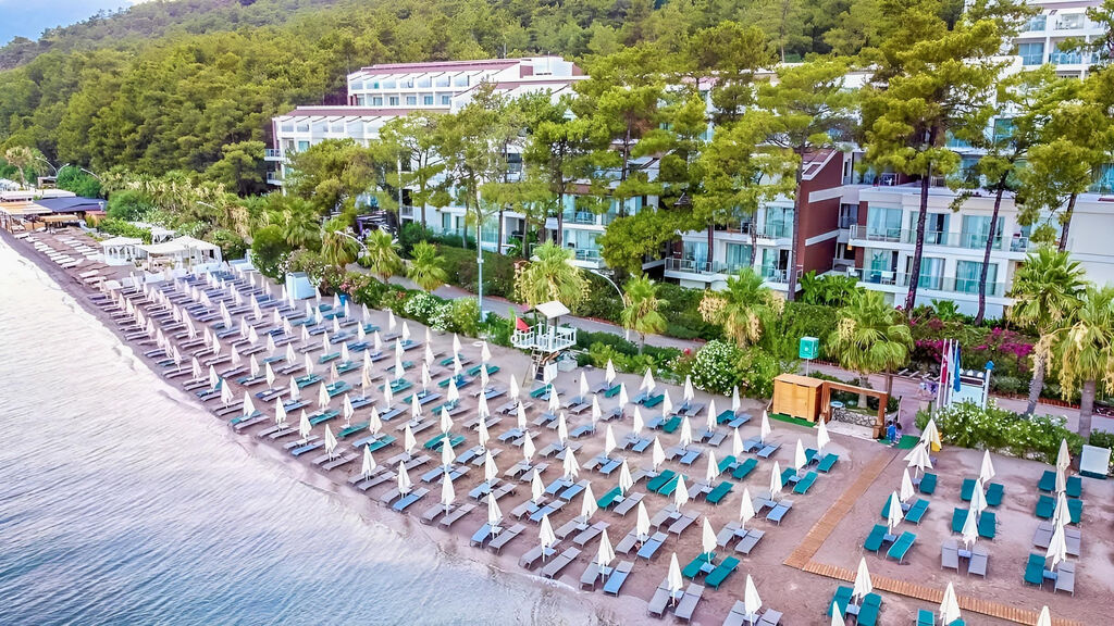 Orka Lotus Beach