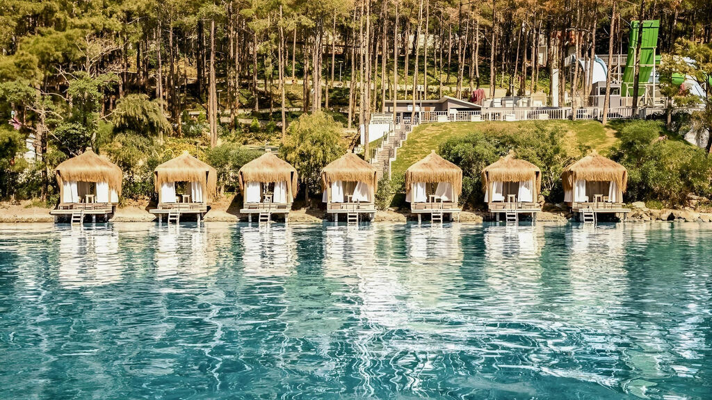 Orka Lotus Beach