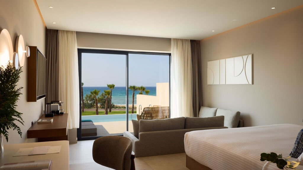 Oros Luxury Beach Resort