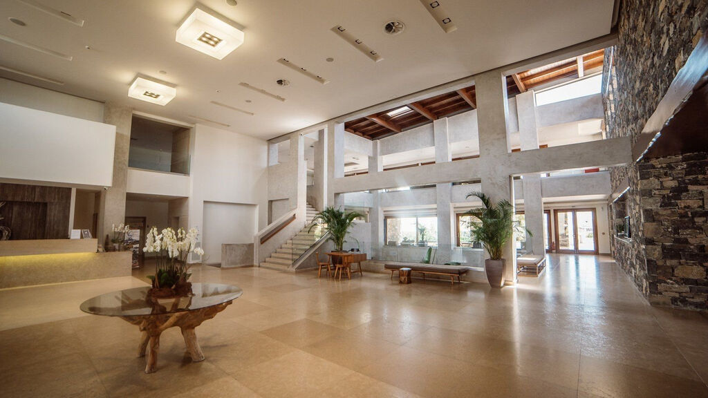 Ostria Beach Resort And Spa