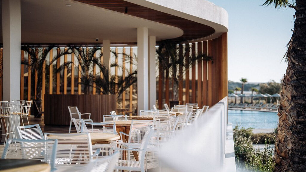 Ostria Beach Resort And Spa