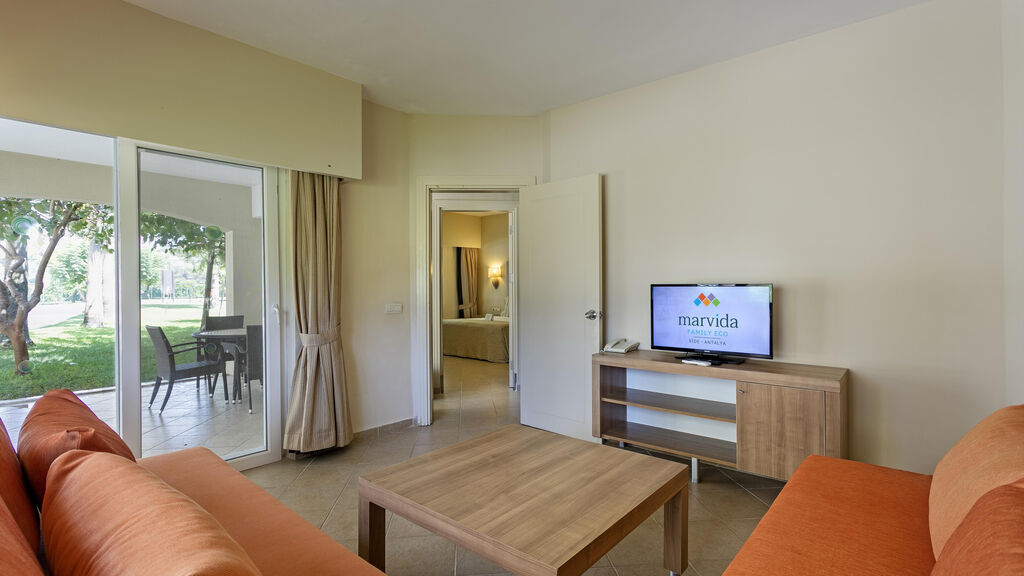 Otium Family Eco Club Side