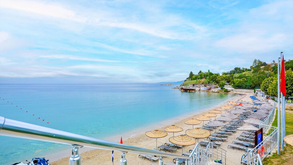 Otium Sealight Beach Resort