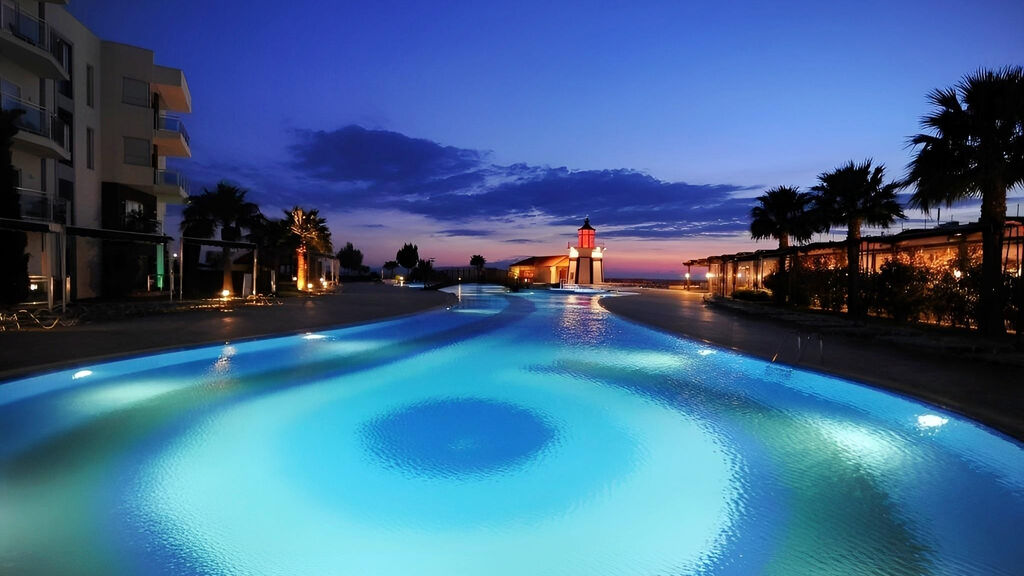 Otium Sealight Beach Resort