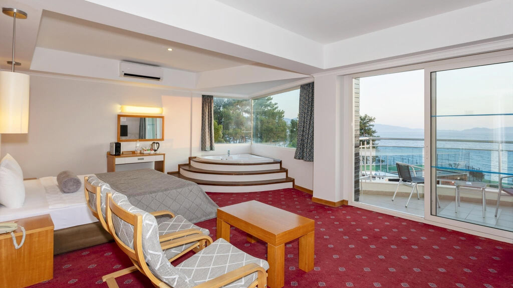 Otium Sealight Beach Resort