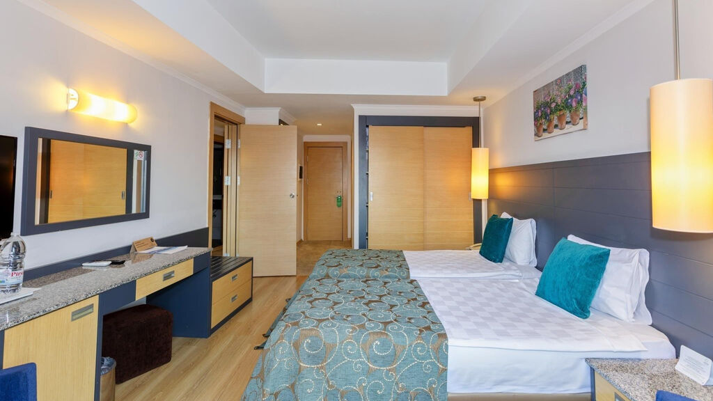 Otium Sealight Beach Resort