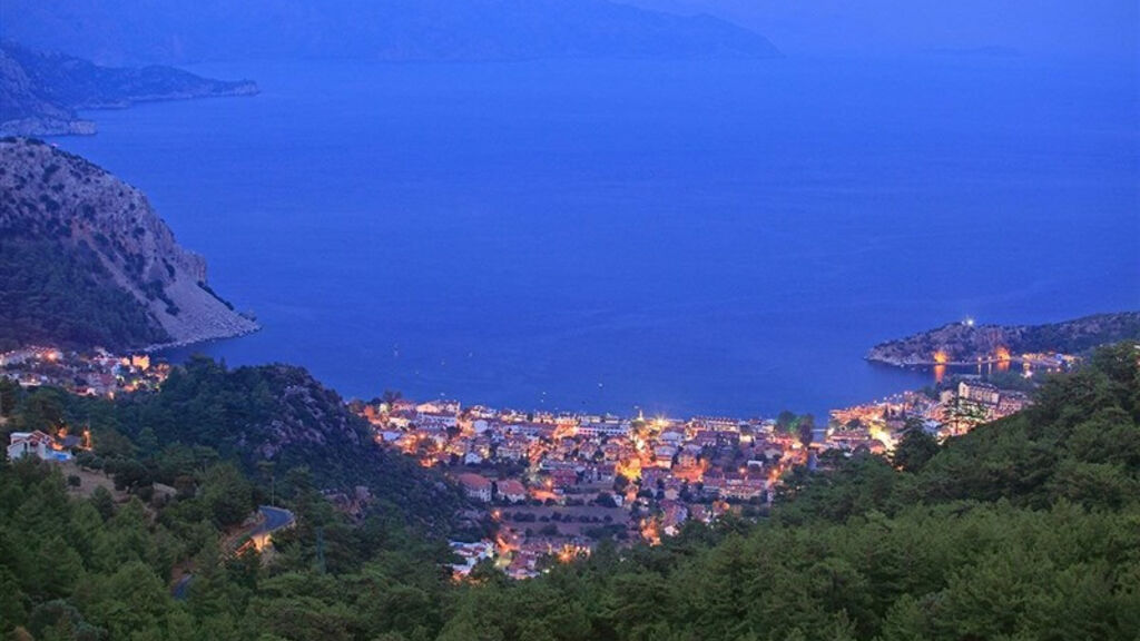 Özcan Beach