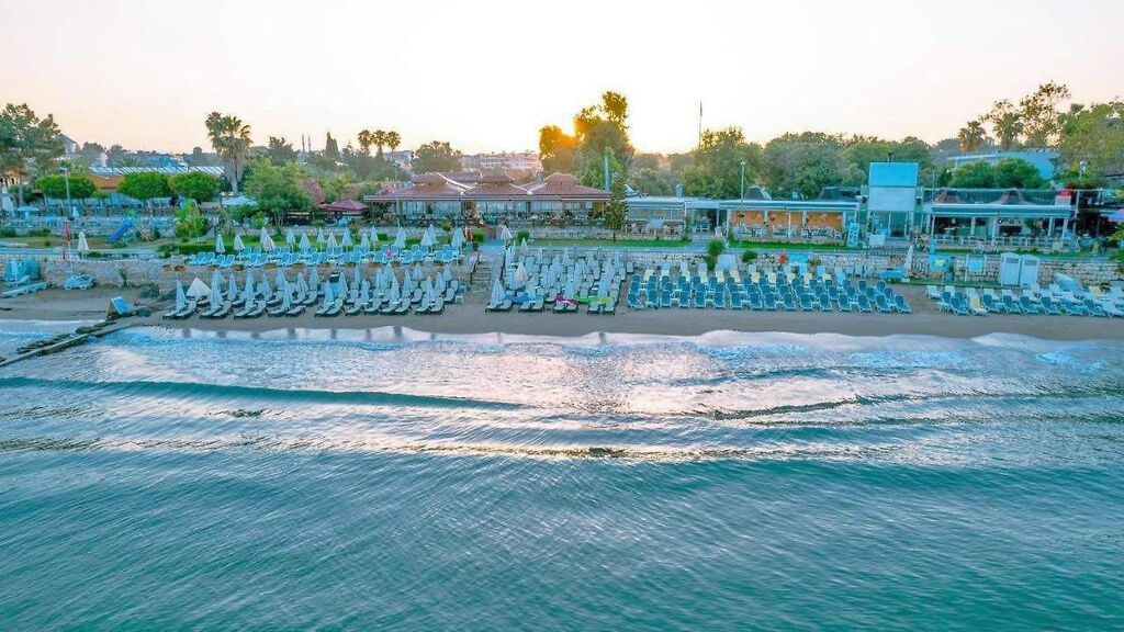 Ozlem Garden