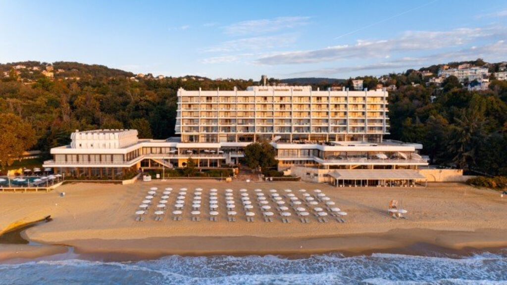 Sunny Day Resort - Palace