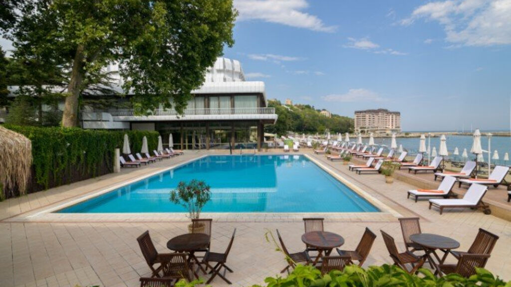 Sunny Day Resort - Palace