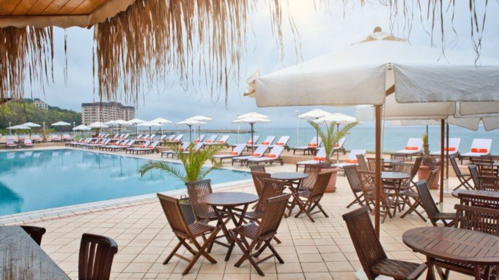 Sunny Day Resort - Palace