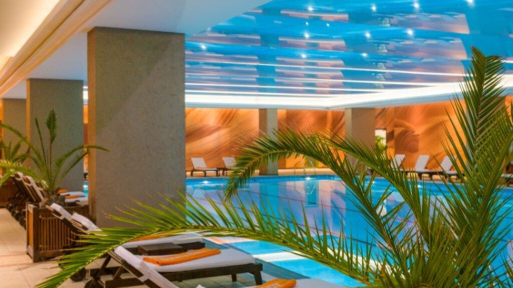 Sunny Day Resort - Palace