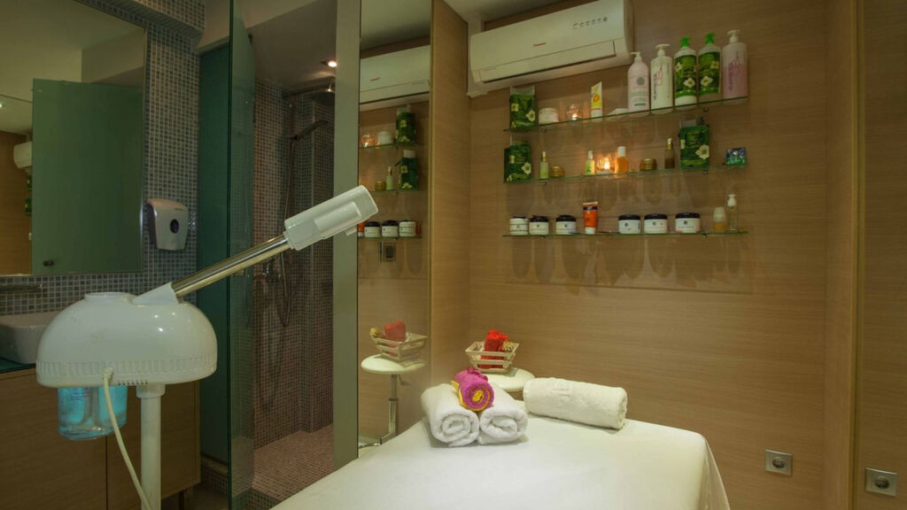 Palmera Beach Hotel & Spa