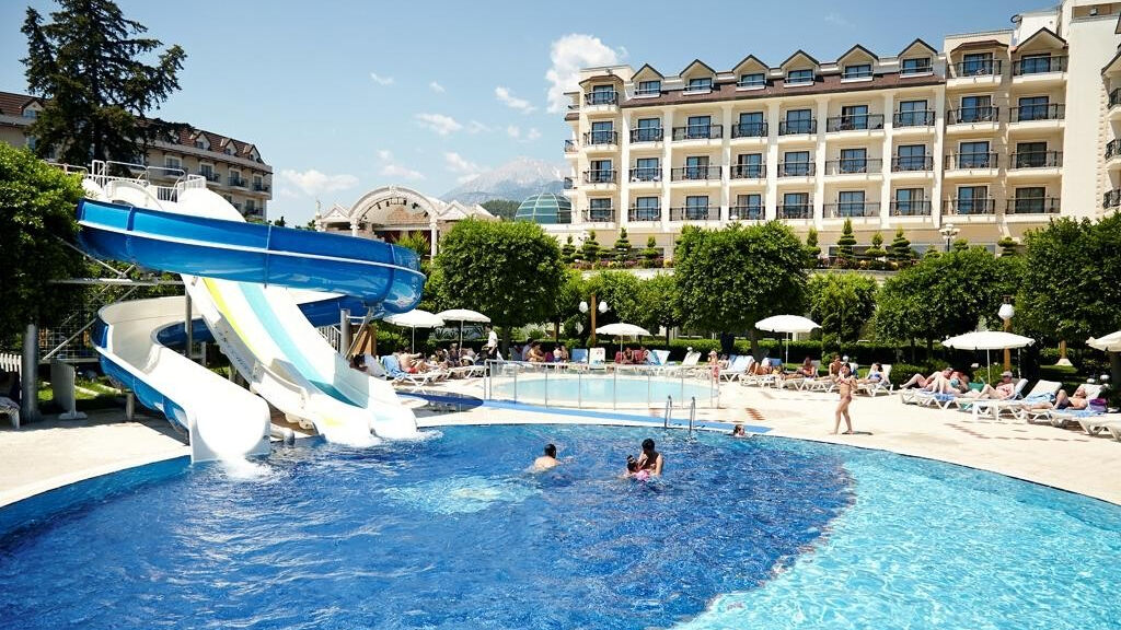 Palmet Resort