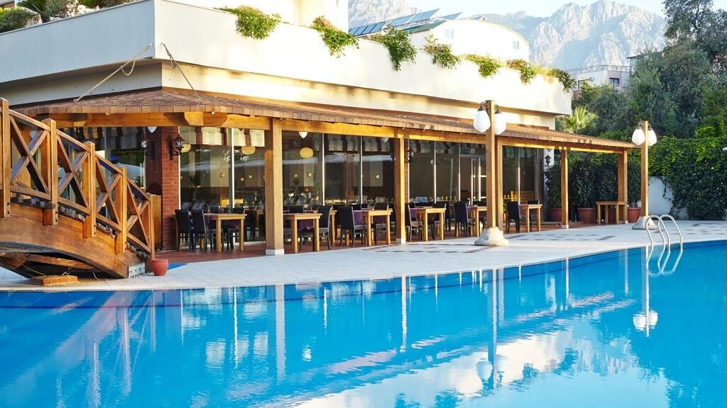 Palmet Resort