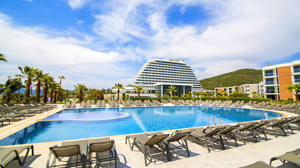 Palm Wings Ephesus Beach Resort