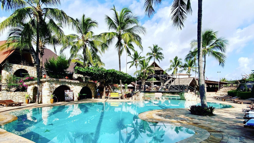 Palumbo Reef Resort