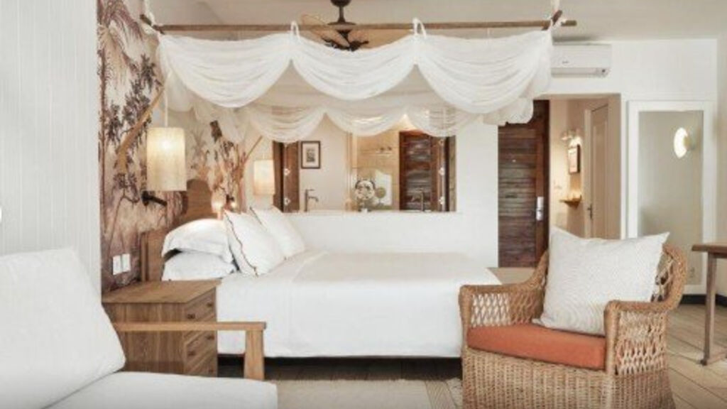 Paradise Cove Boutique