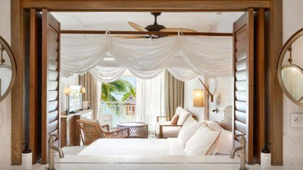 Paradise Cove Boutique