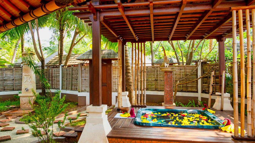 Paradise Island Resort & Spa
