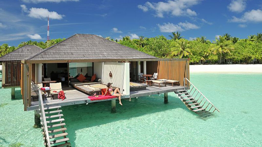 Paradise Island Resort & Spa