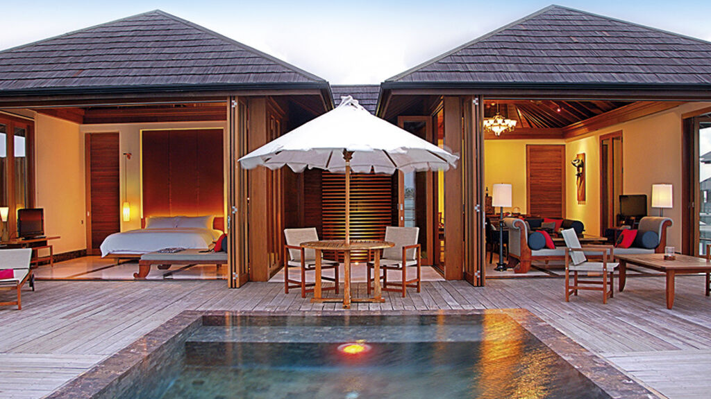 Paradise Island Resort & Spa