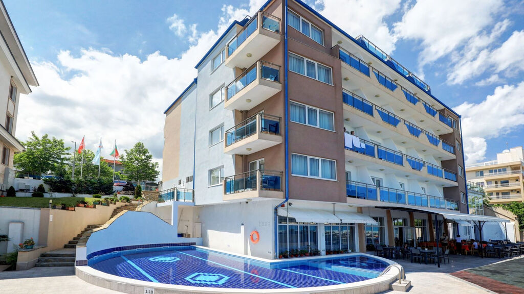 Paraiso Beach