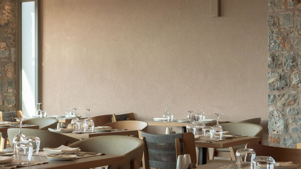 Paralos Venus Suites