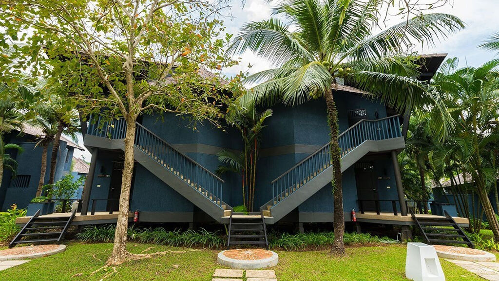 Peace Laguna Resort & Spa