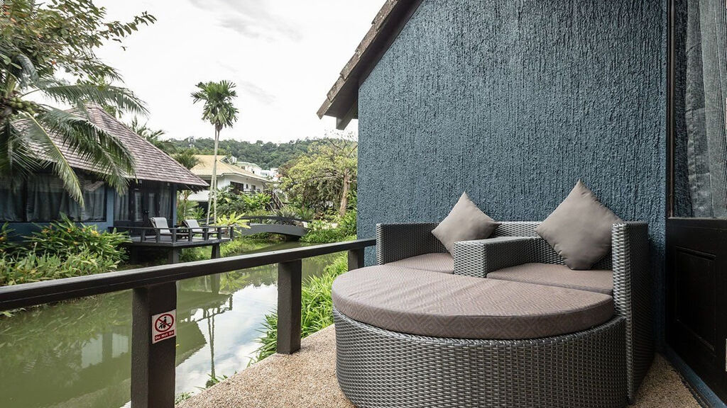 Peace Laguna Resort & Spa