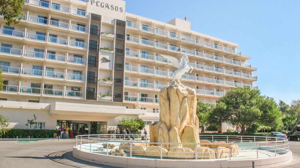 Pegasos Beach & Deluxe Resort