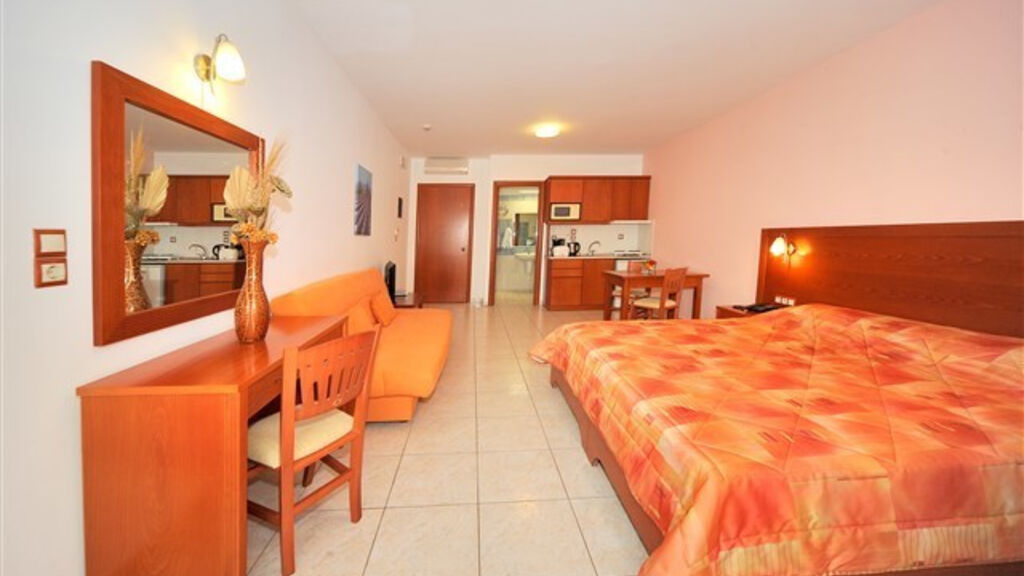 Pelopas Suites