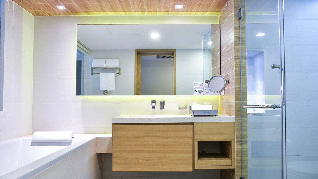 Phuket Graceland Resort and Spa