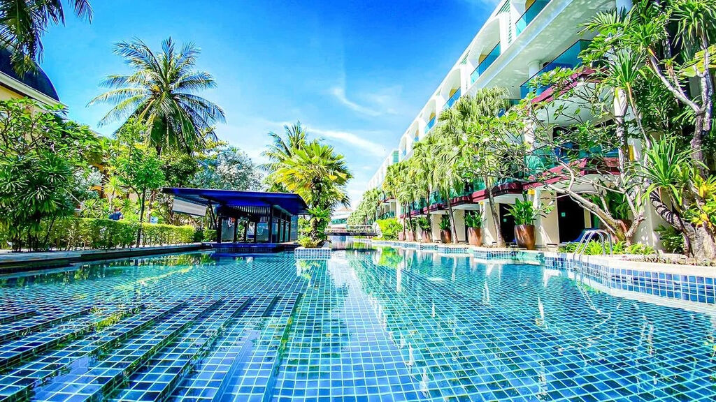 Phuket Graceland Resort and Spa