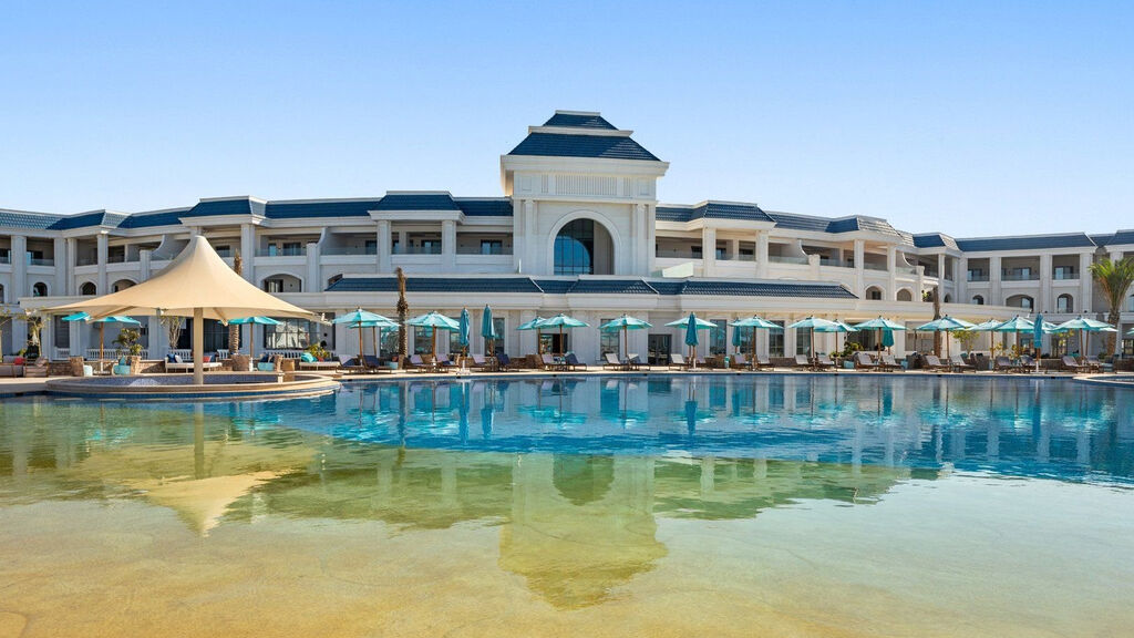 Pickalbatros Crystal Lotus Luxury Palace