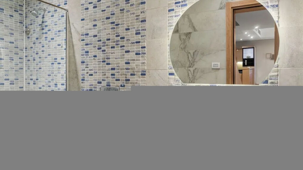 Pickalbatros Crystal Lotus Luxury Palace