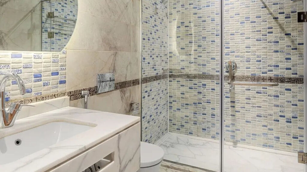 Pickalbatros Crystal Lotus Luxury Palace