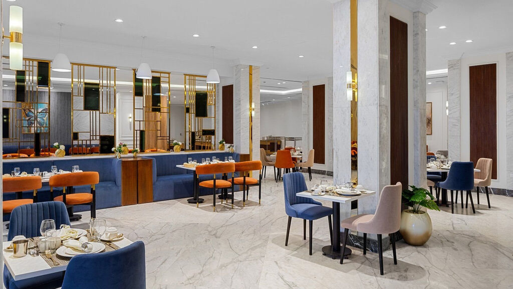 Pickalbatros Crystal Lotus Luxury Palace