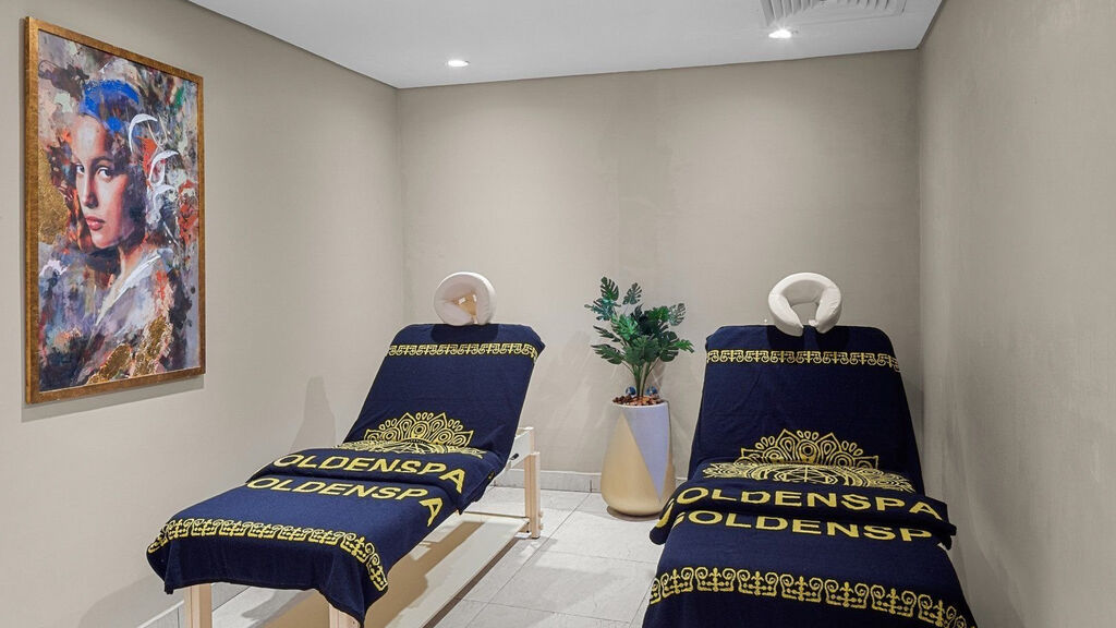 Pickalbatros Crystal Lotus Luxury Palace