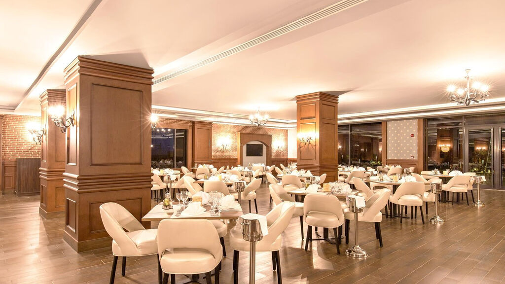 Pickalbatros Laguna Beach