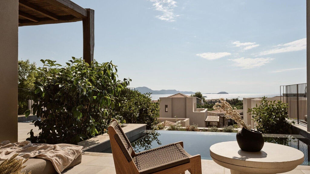 Pierros Verde Private Suites