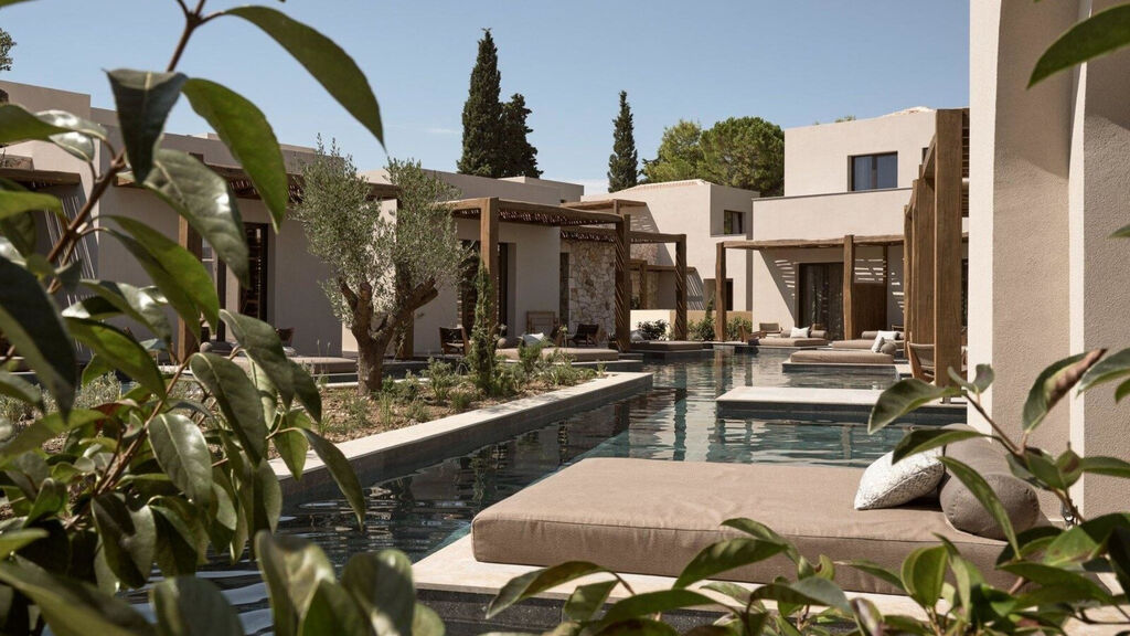 Pierros Verde Private Suites