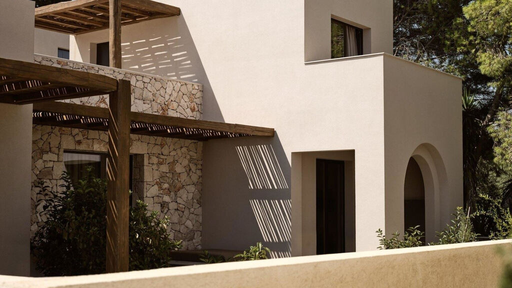 Pierros Verde Private Suites