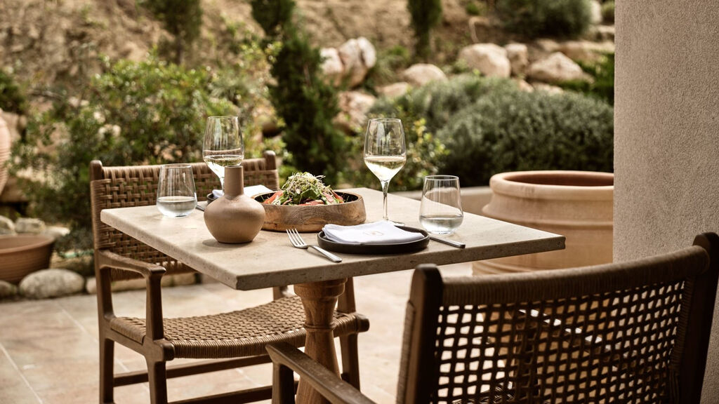 Pierros Verde Private Suites