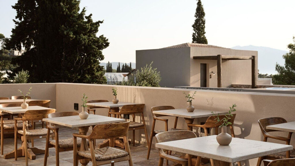 Pierros Verde Private Suites