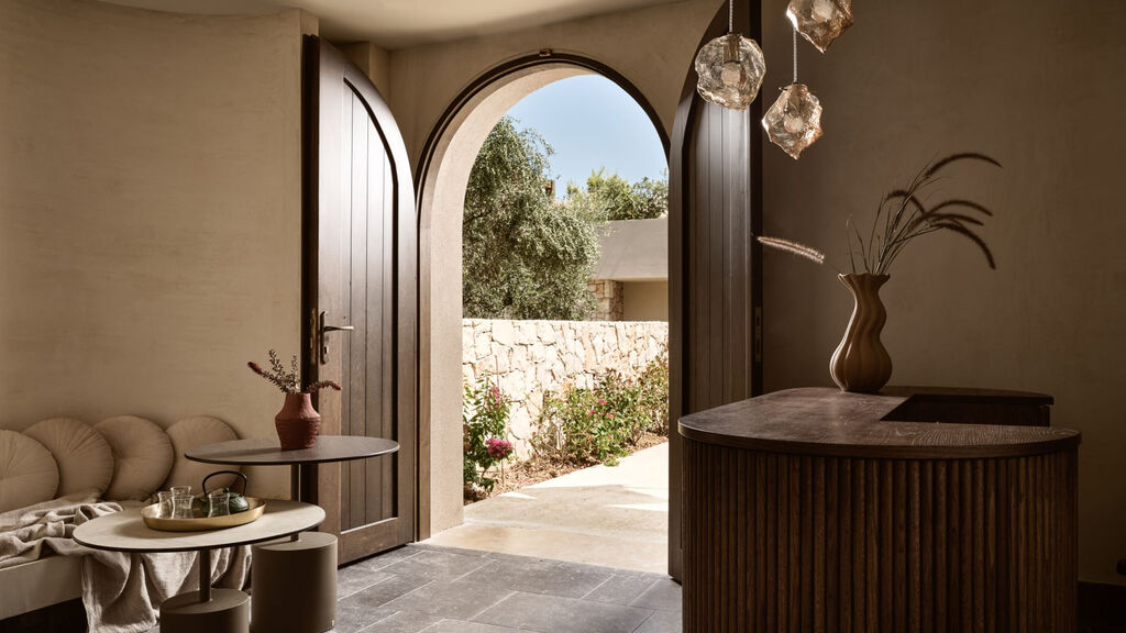 Pierros Verde Private Suites