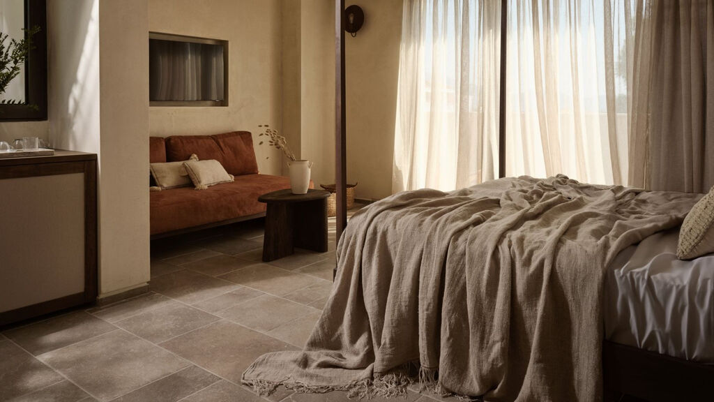 Pierros Verde Private Suites