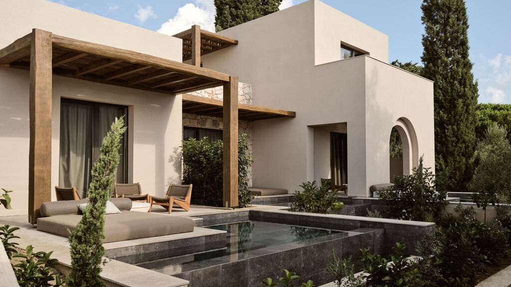 Pierros Verde Private Suites