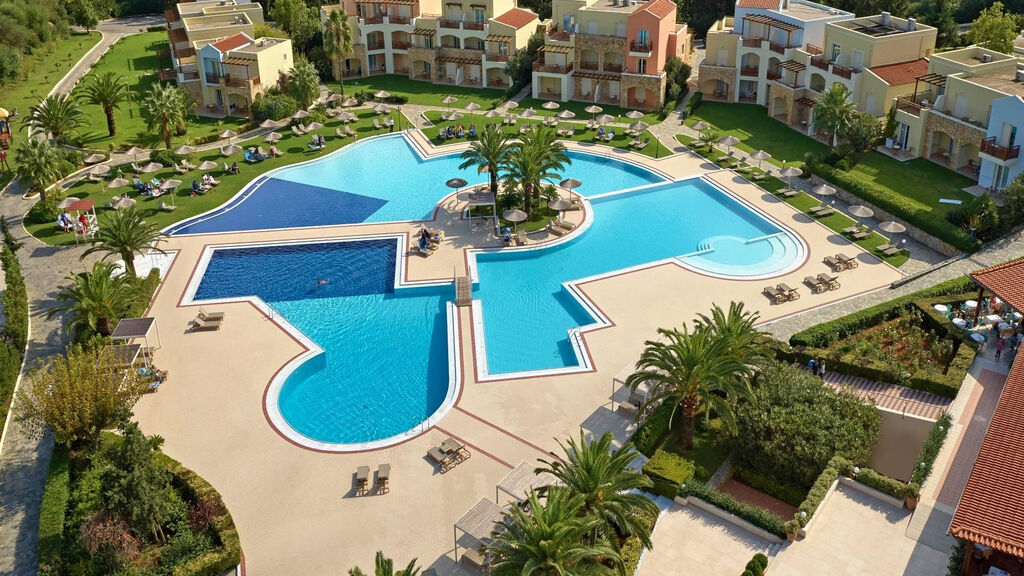 Pilot Beach Resort