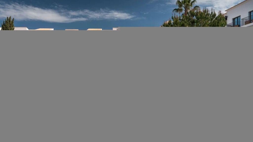 Pine Cliffs Hotel, A Luxury Collection Resort